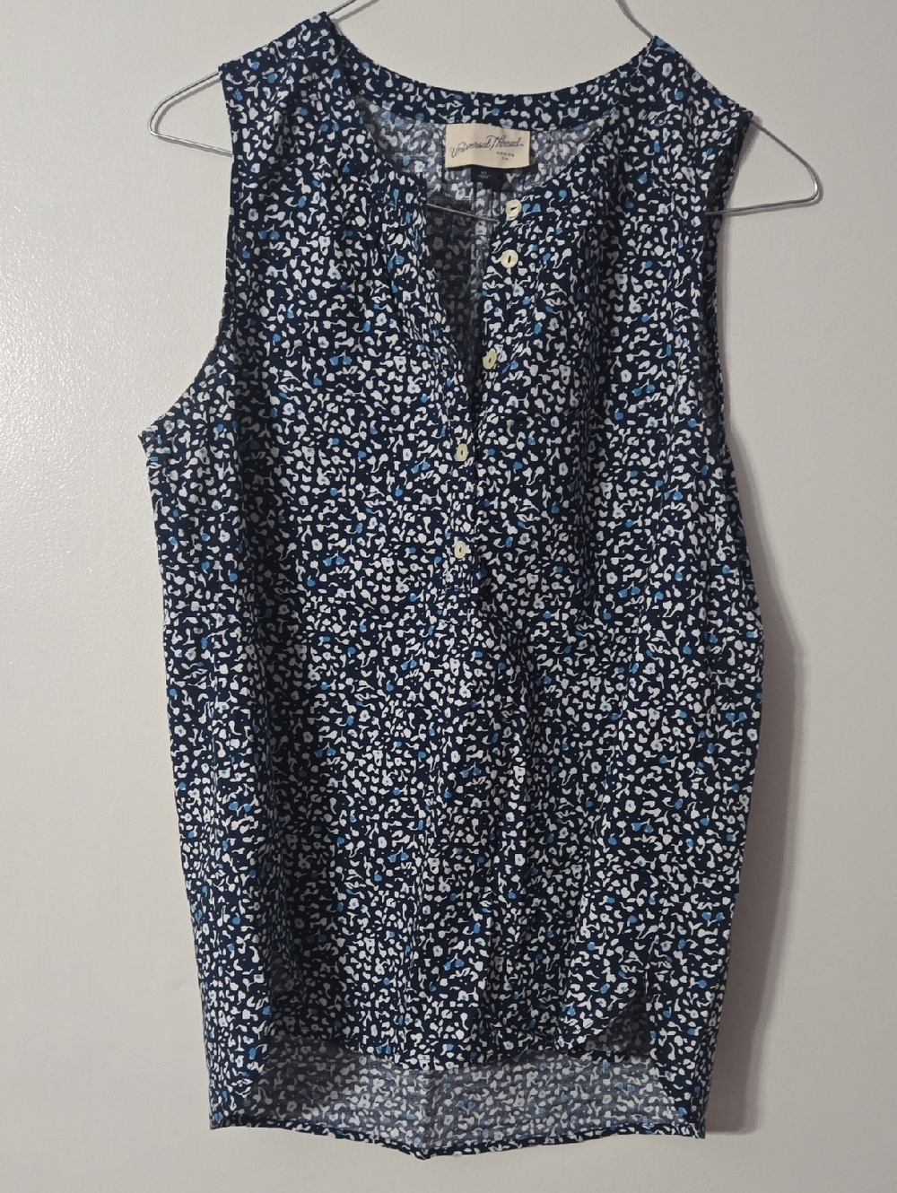 Universal Thread Navy Blue Printed Sleeveless Top